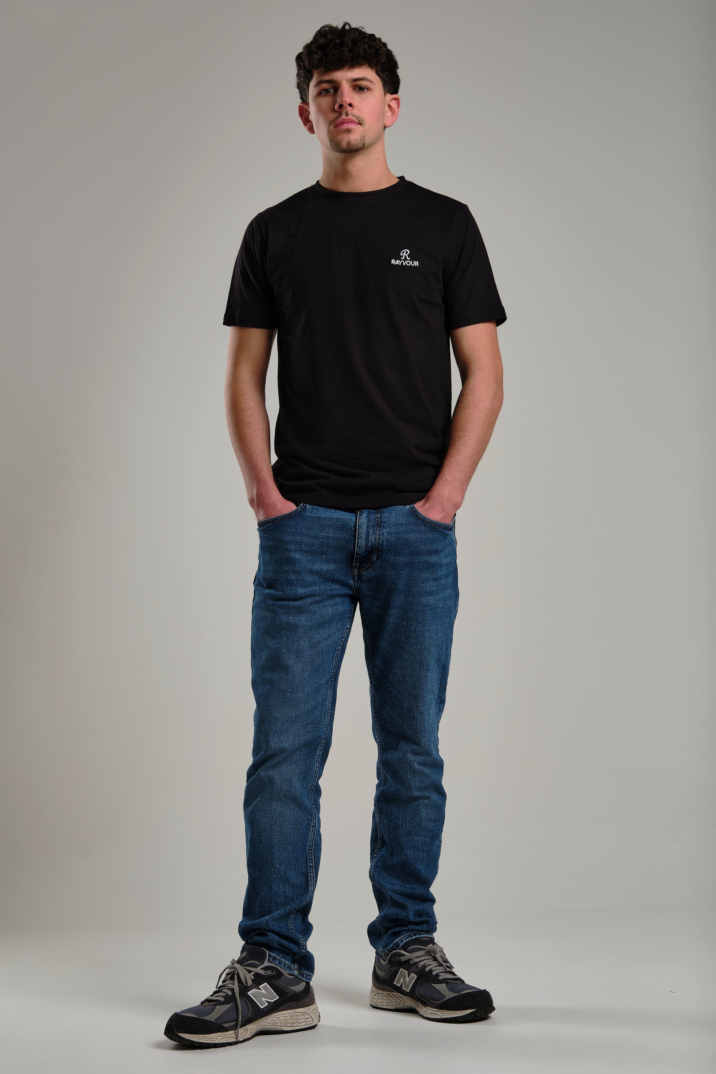 RICAMO PREMIUM T-SHIRT BLACK
